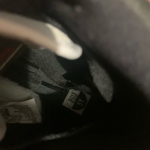 Air Jordan 1 Light Smoky Grey - Picture 3 of 4